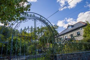 Photo 45- click for photo gallery